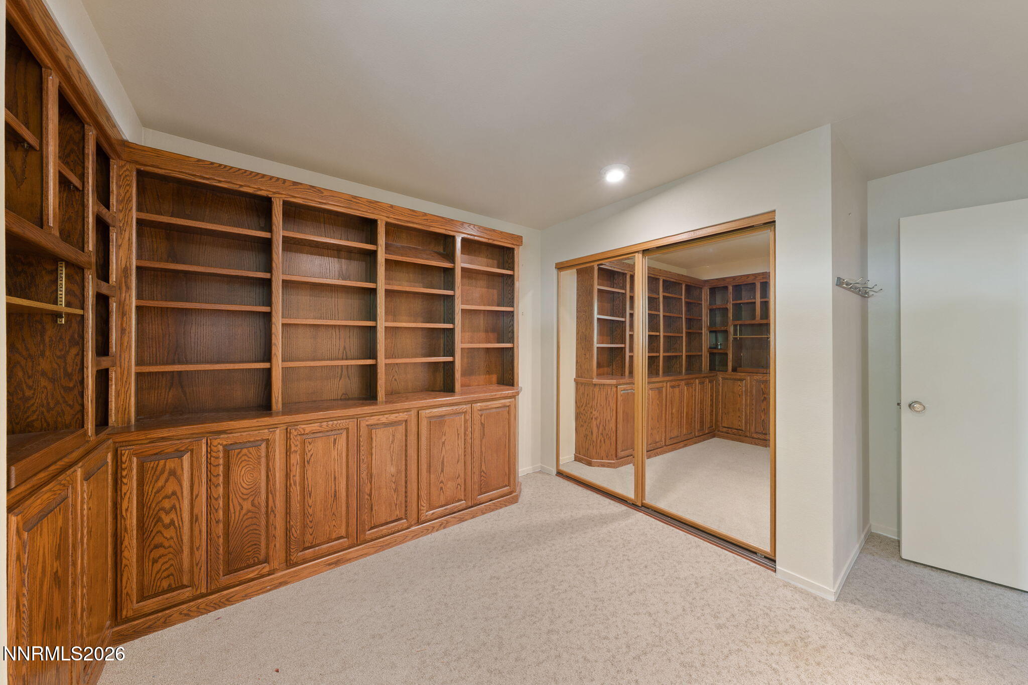 2230 King Edward Drive
