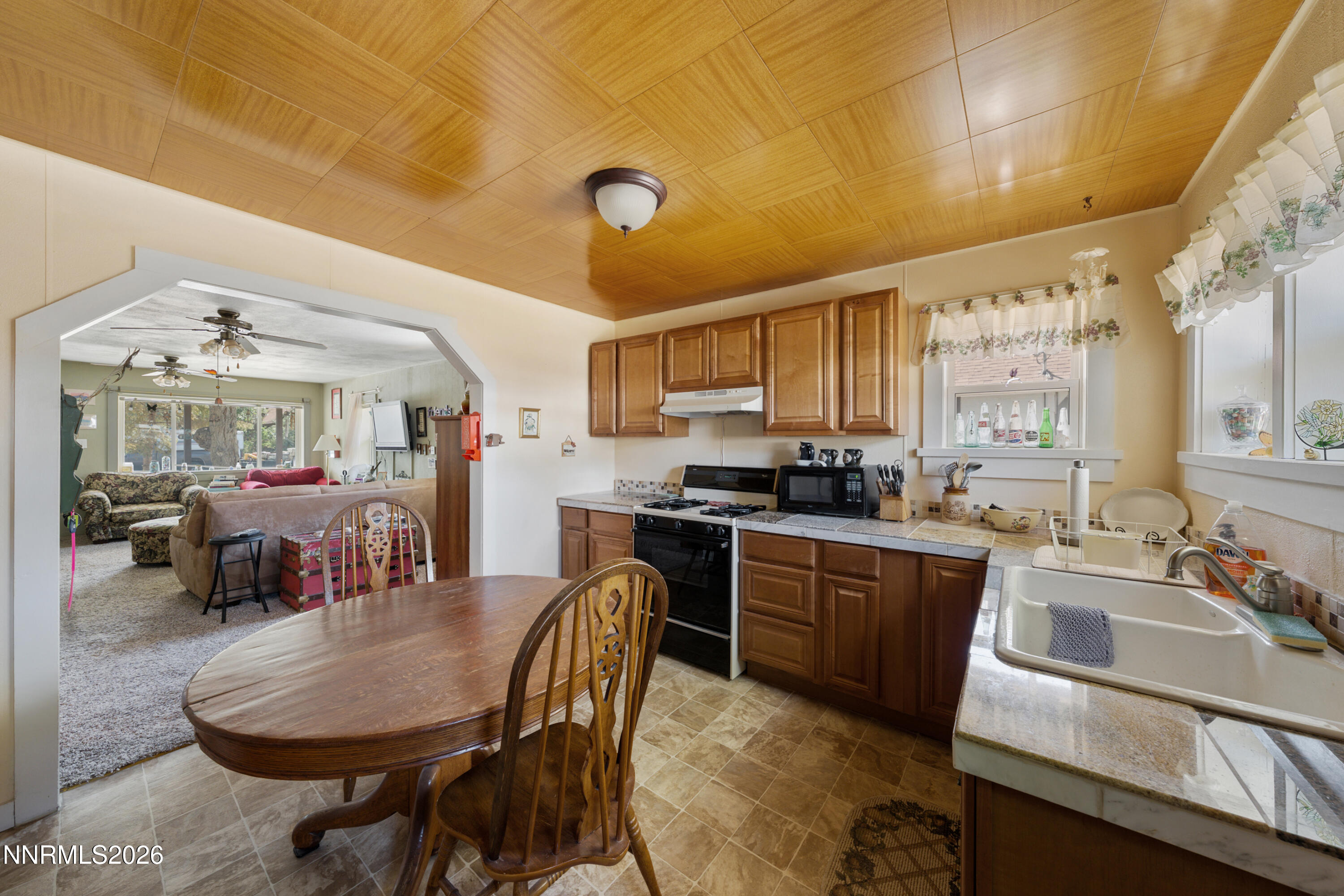 155 E 5th Street
