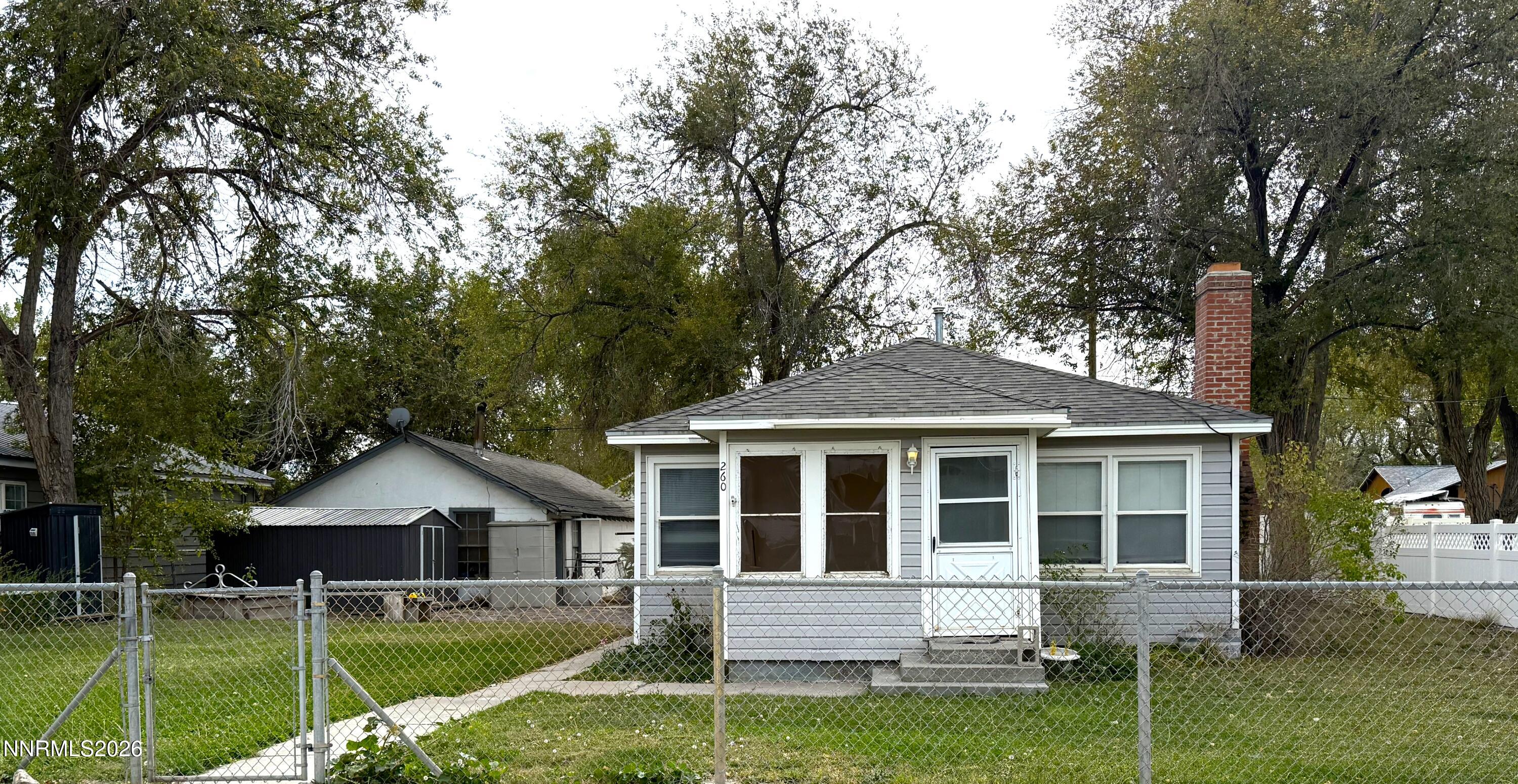 260 W 2nd Street