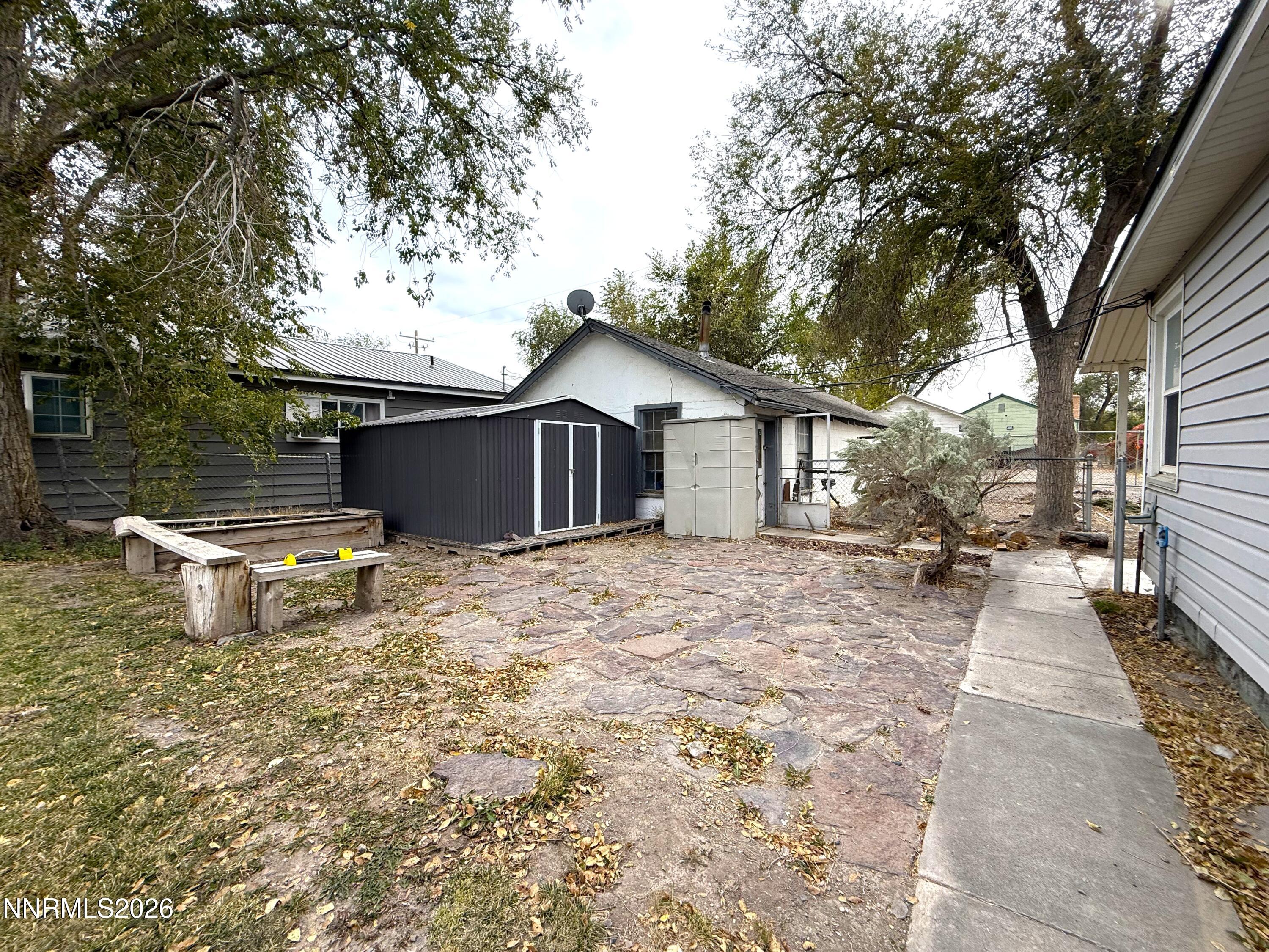 260 W 2nd Street