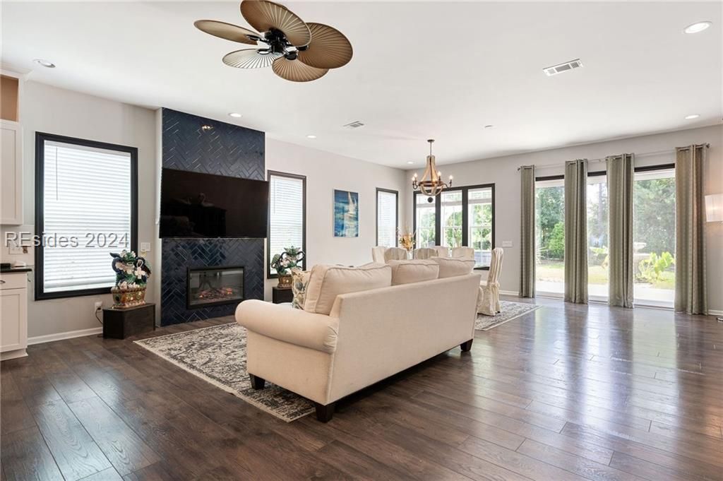 137 Quarter Casting Circle