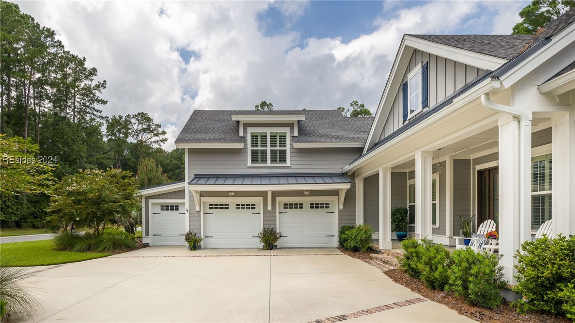 32 Driftwood Court W