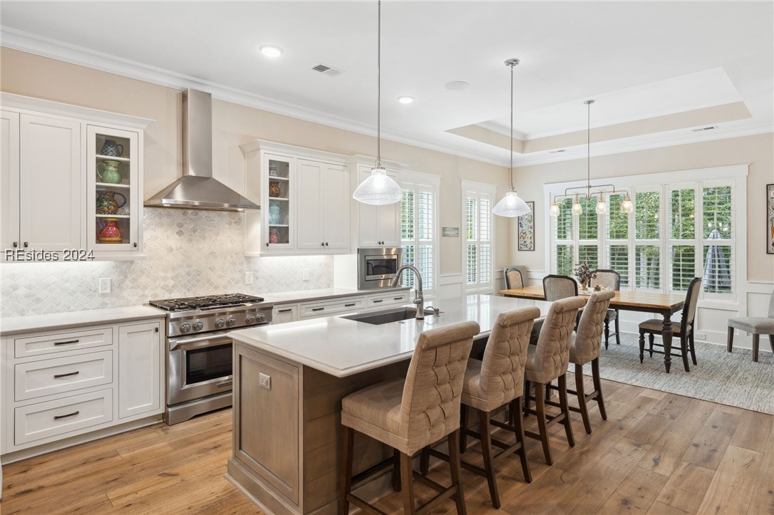 32 Driftwood Court W