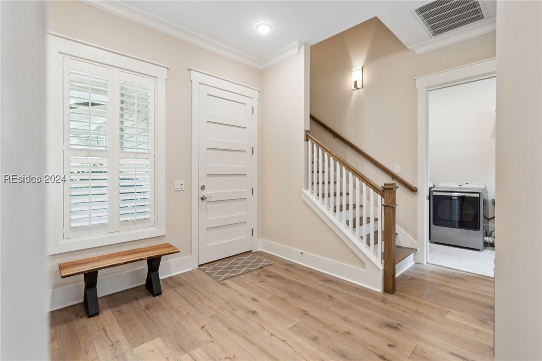 32 Driftwood Court W
