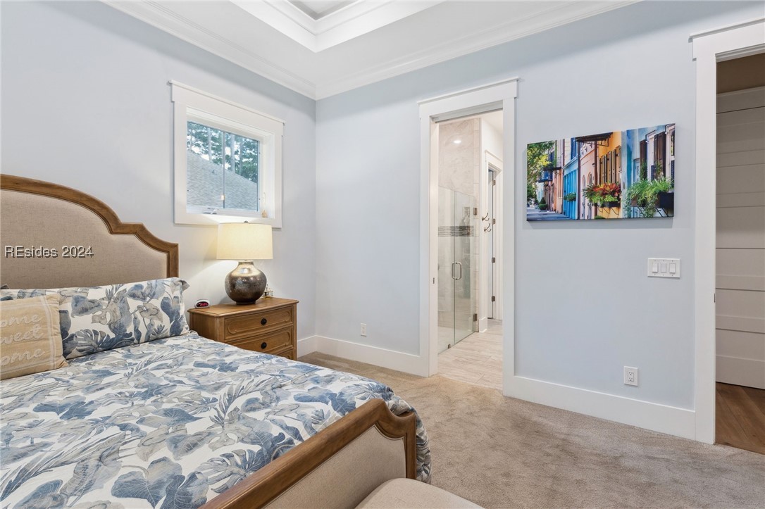32 Driftwood Court W