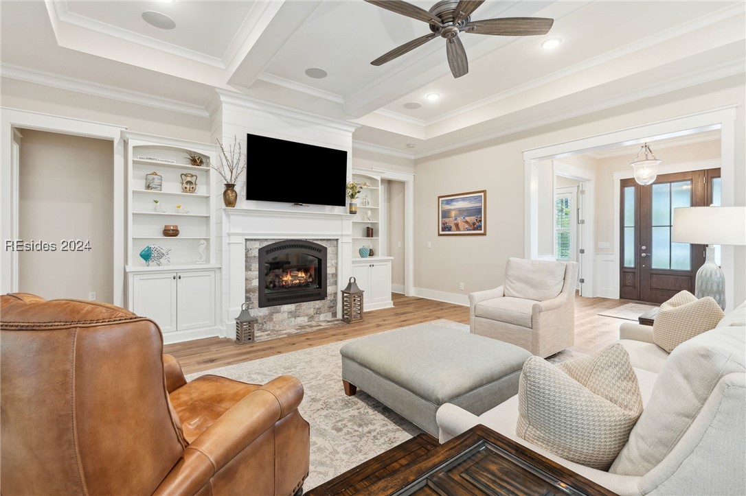 32 Driftwood Court W
