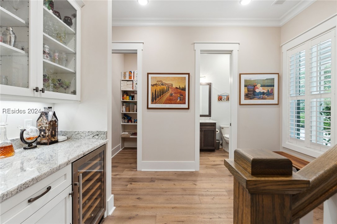 32 Driftwood Court W