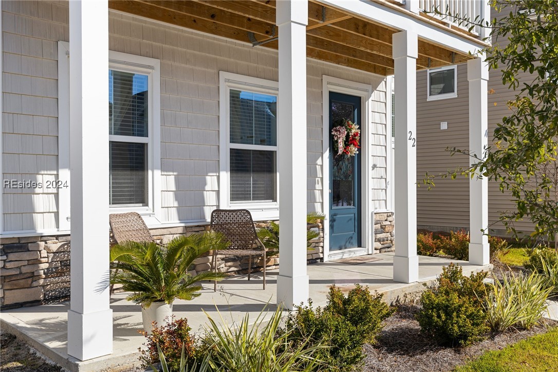 22 Whispering Oaks Circle