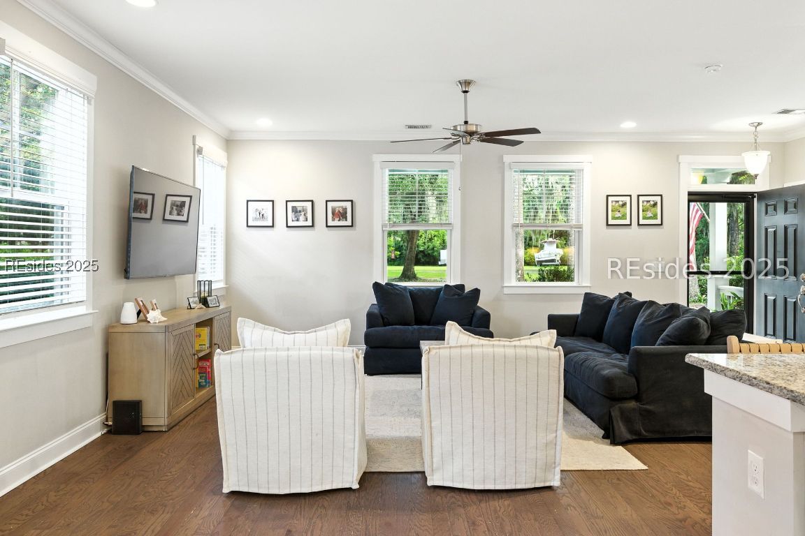 2015 Ashwood Circle