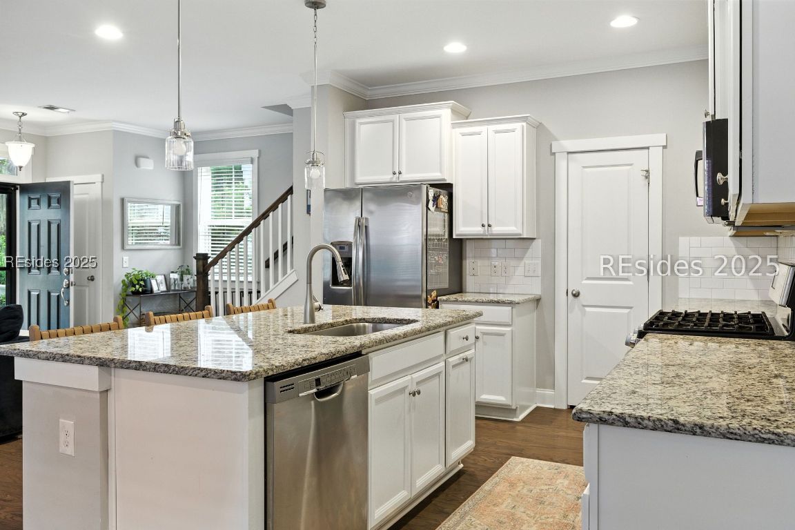 2015 Ashwood Circle