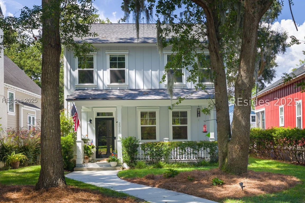 2015 Ashwood Circle