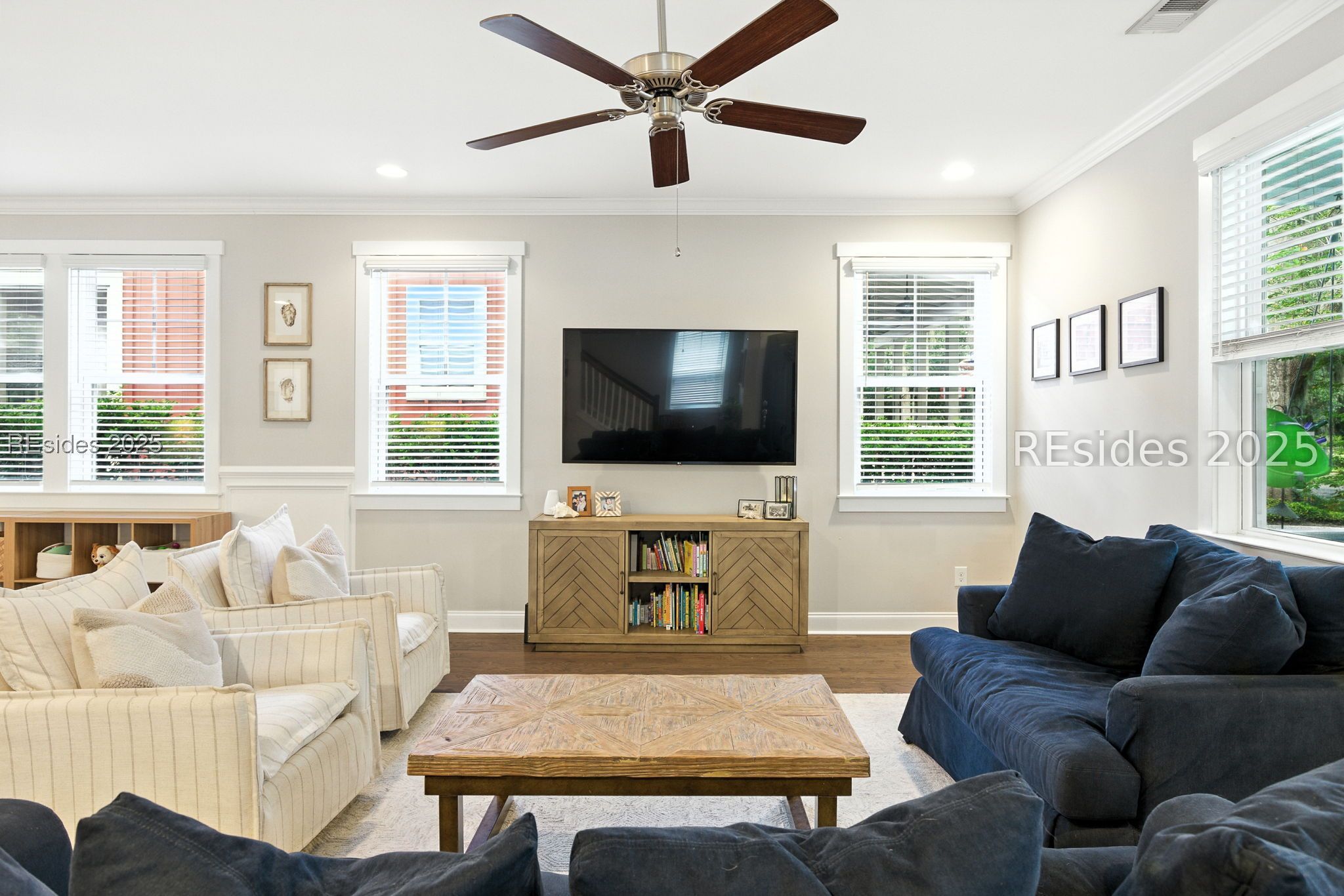 2015 Ashwood Circle