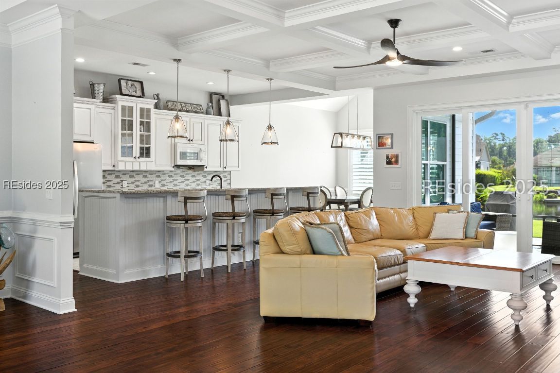 10 Lakewood Court