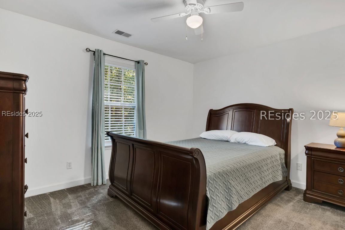 3 Plumgrass Street