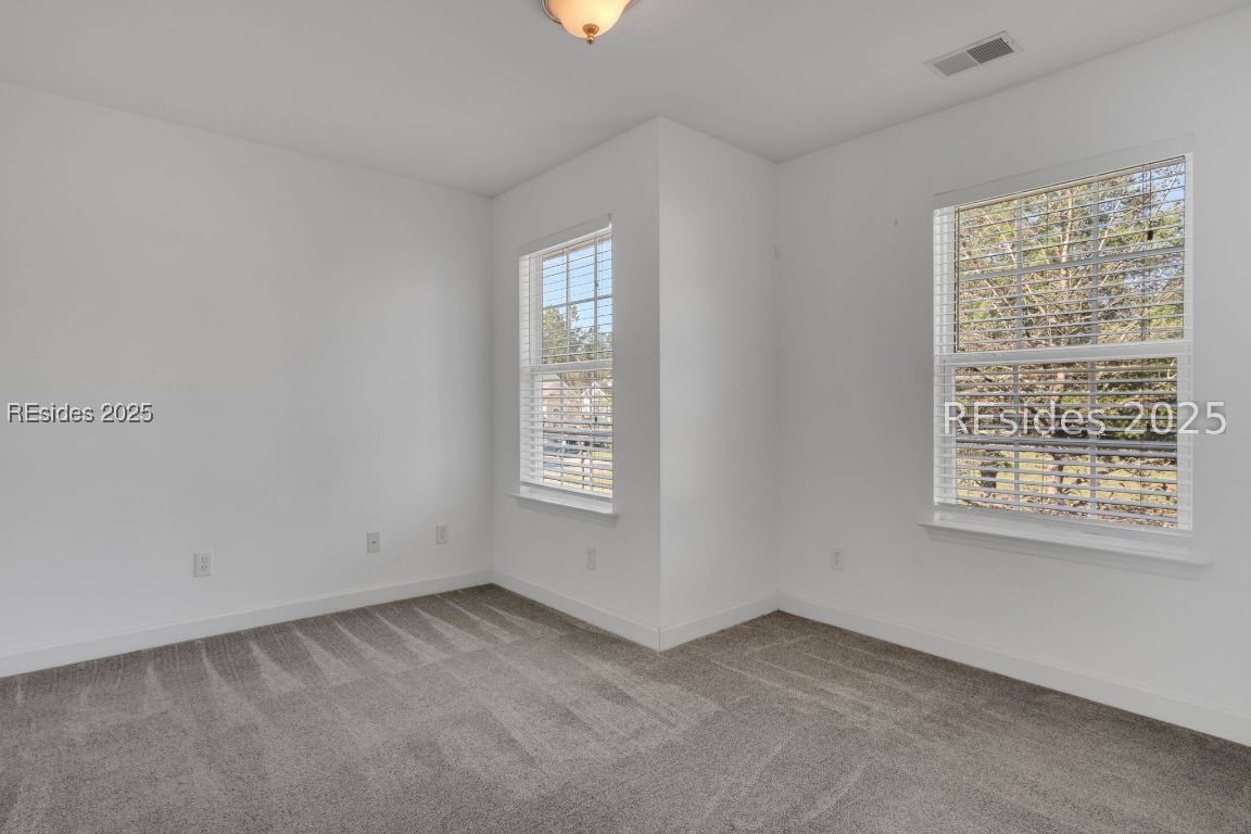 3 Plumgrass Street