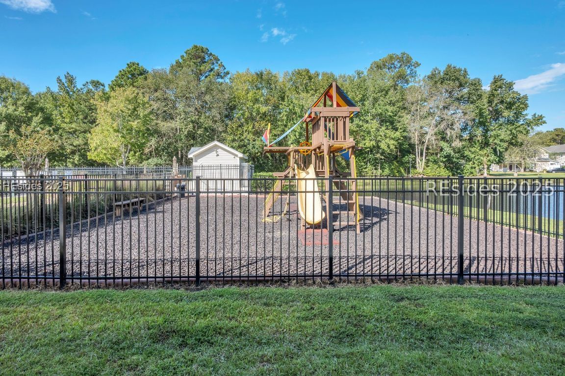 3 Plumgrass Street