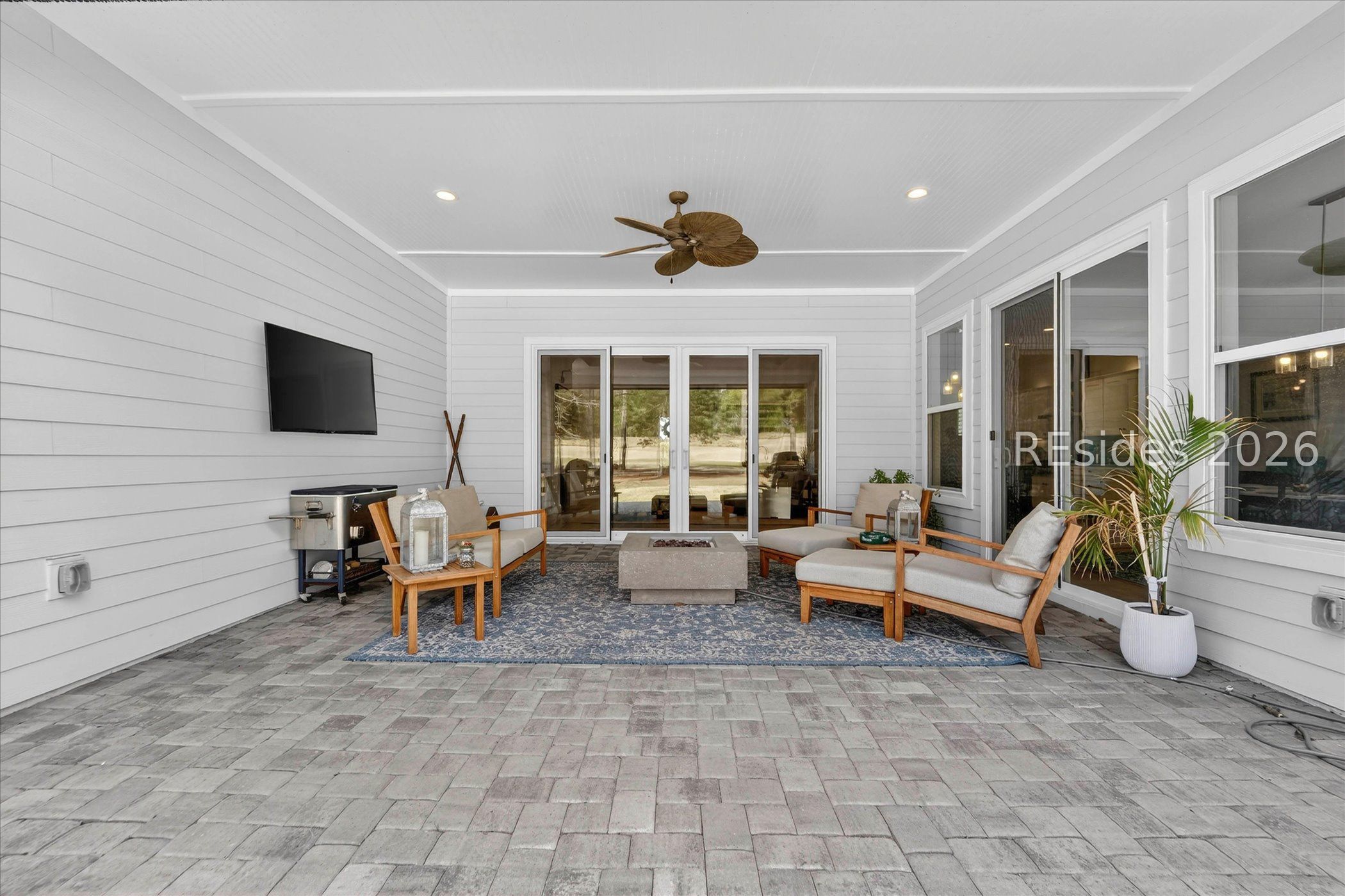 536 Laurel Oak Avenue
