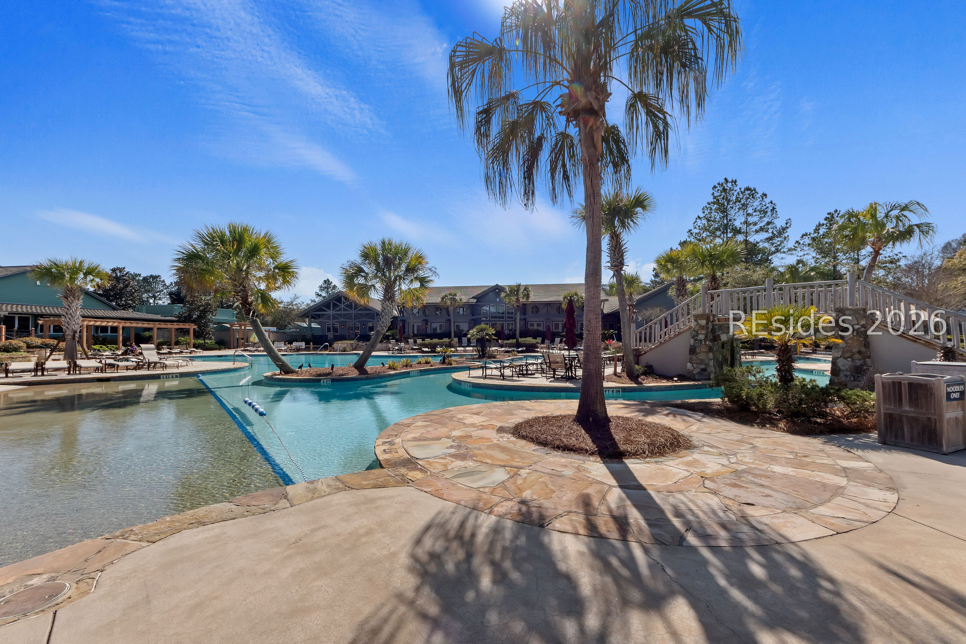 10 Lakewood Court