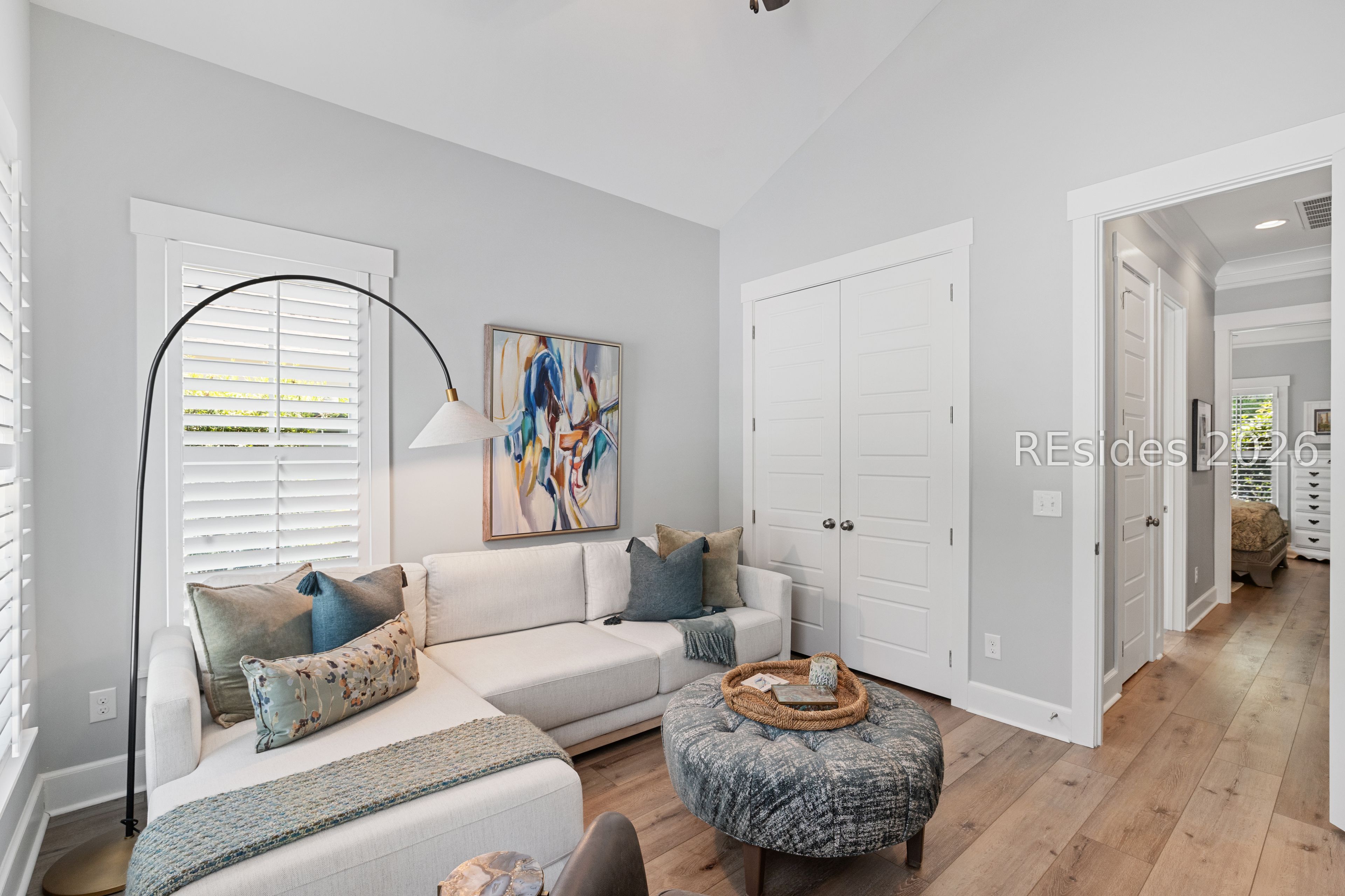 33 Driftwood Court W