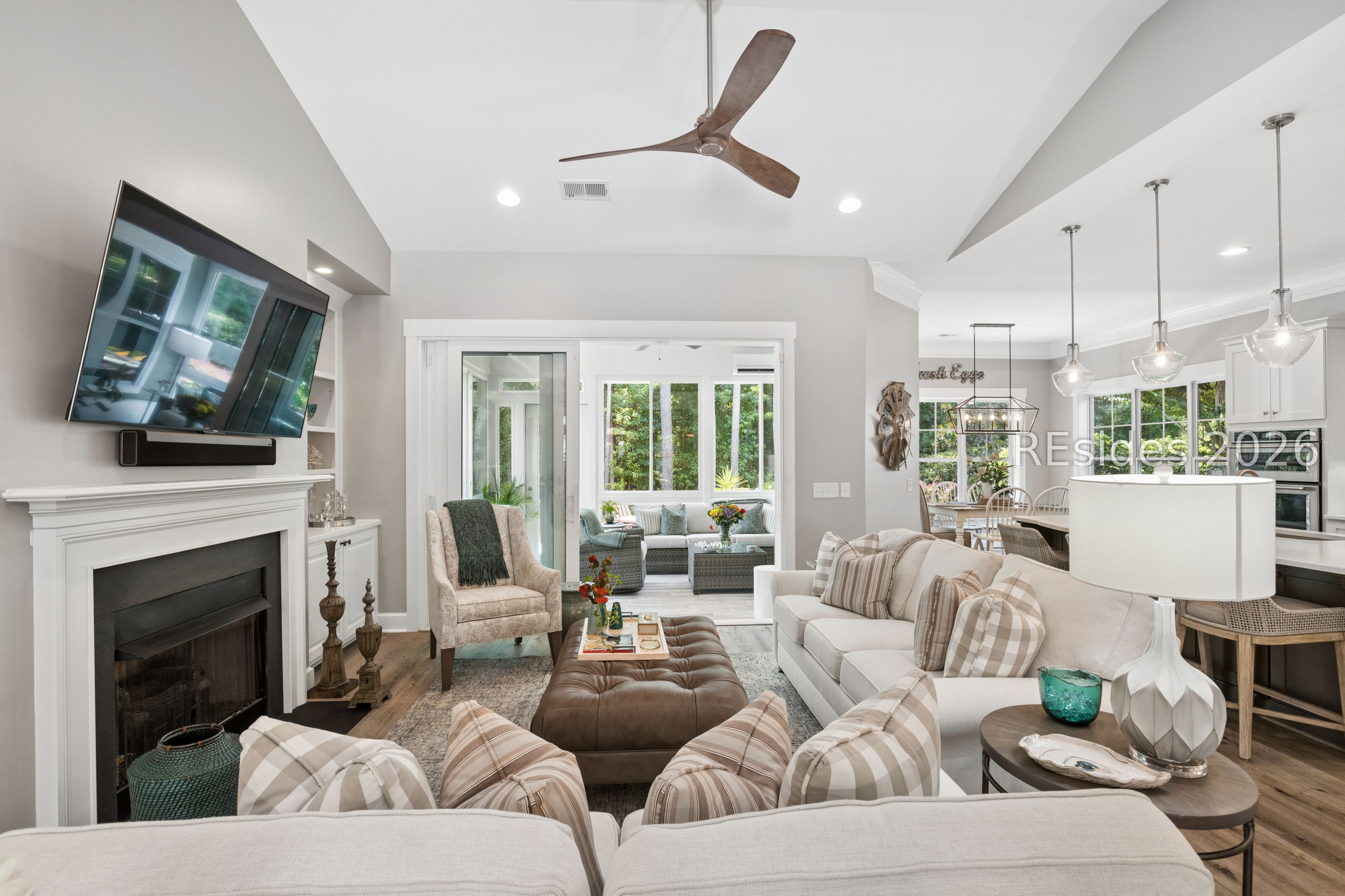 33 Driftwood Court W