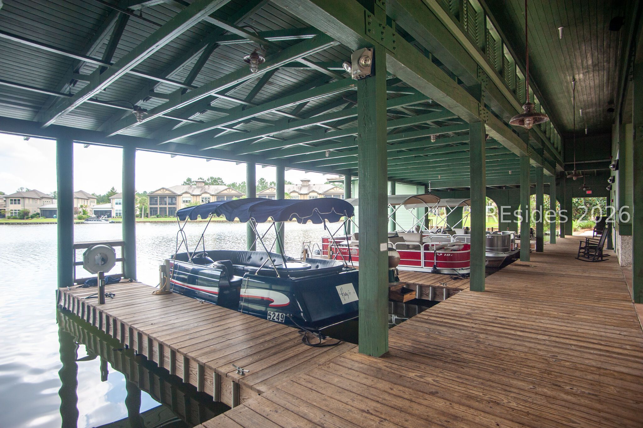 33 Driftwood Court W