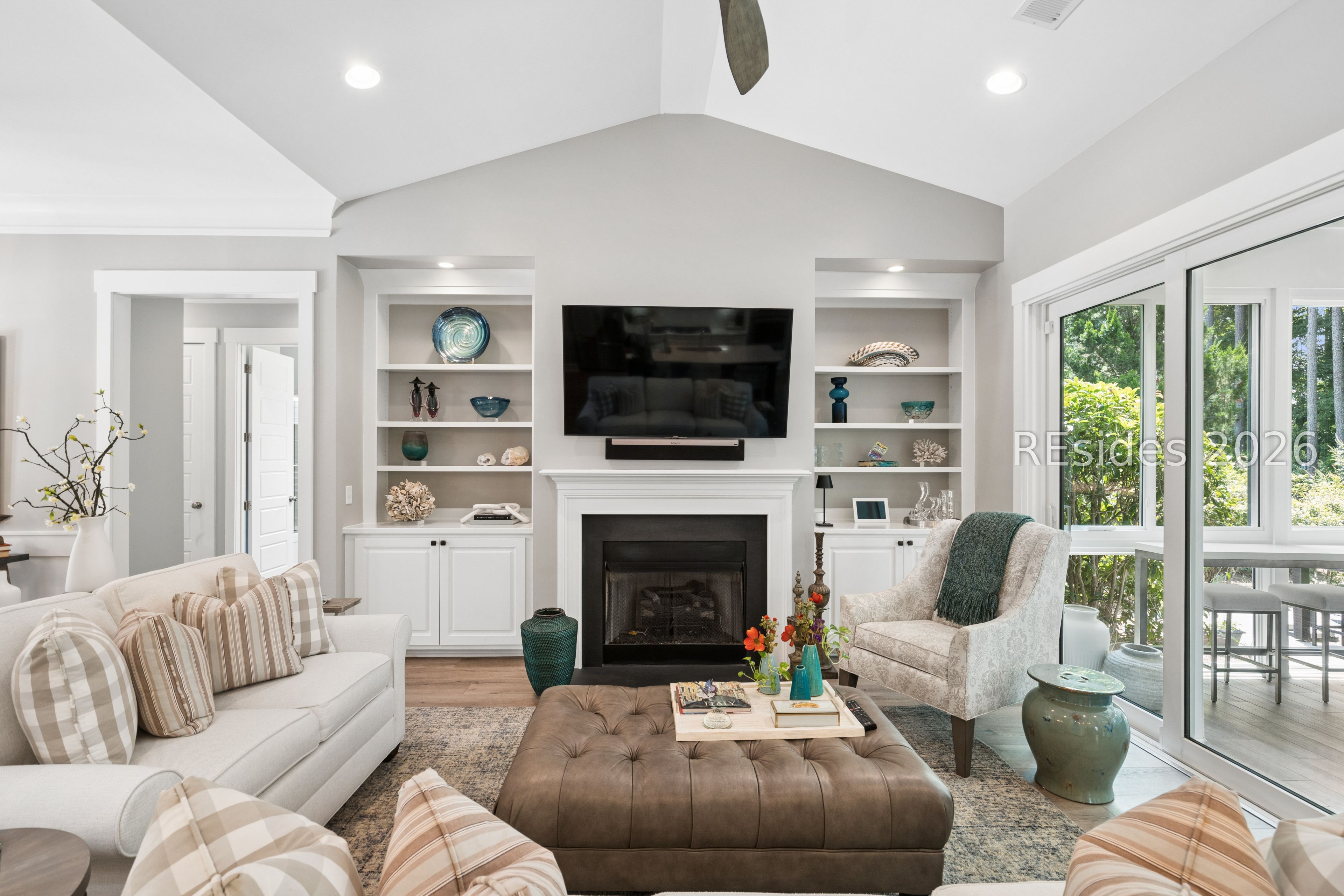 33 Driftwood Court W