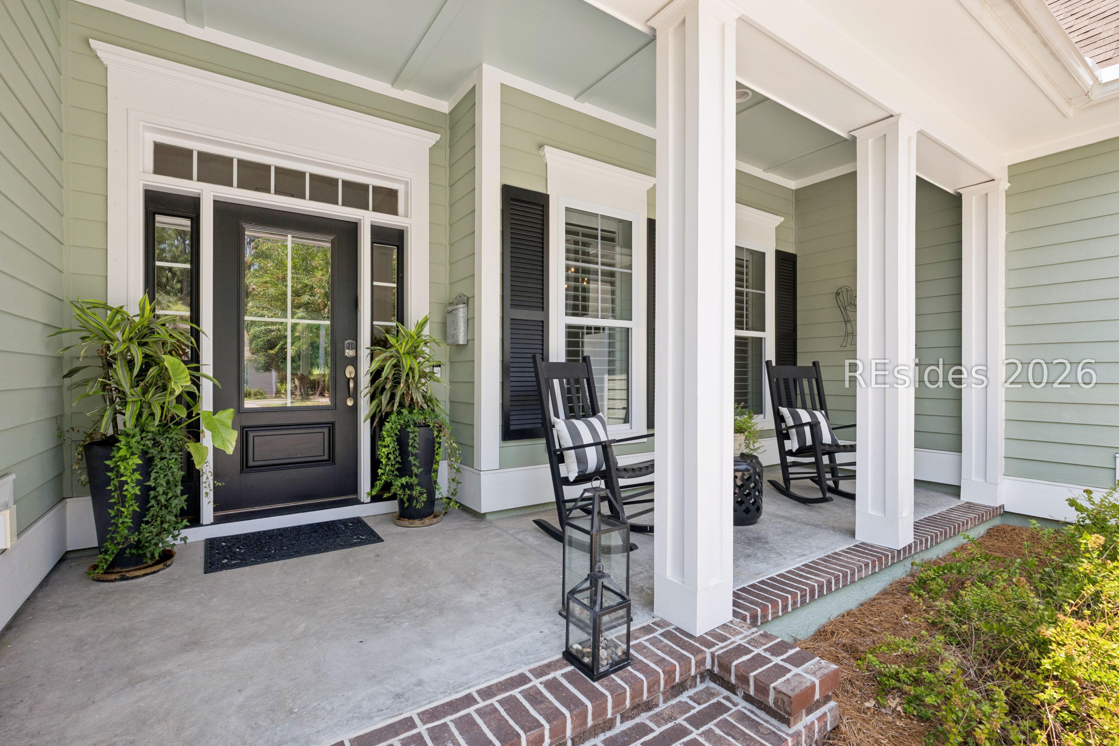 33 Driftwood Court W