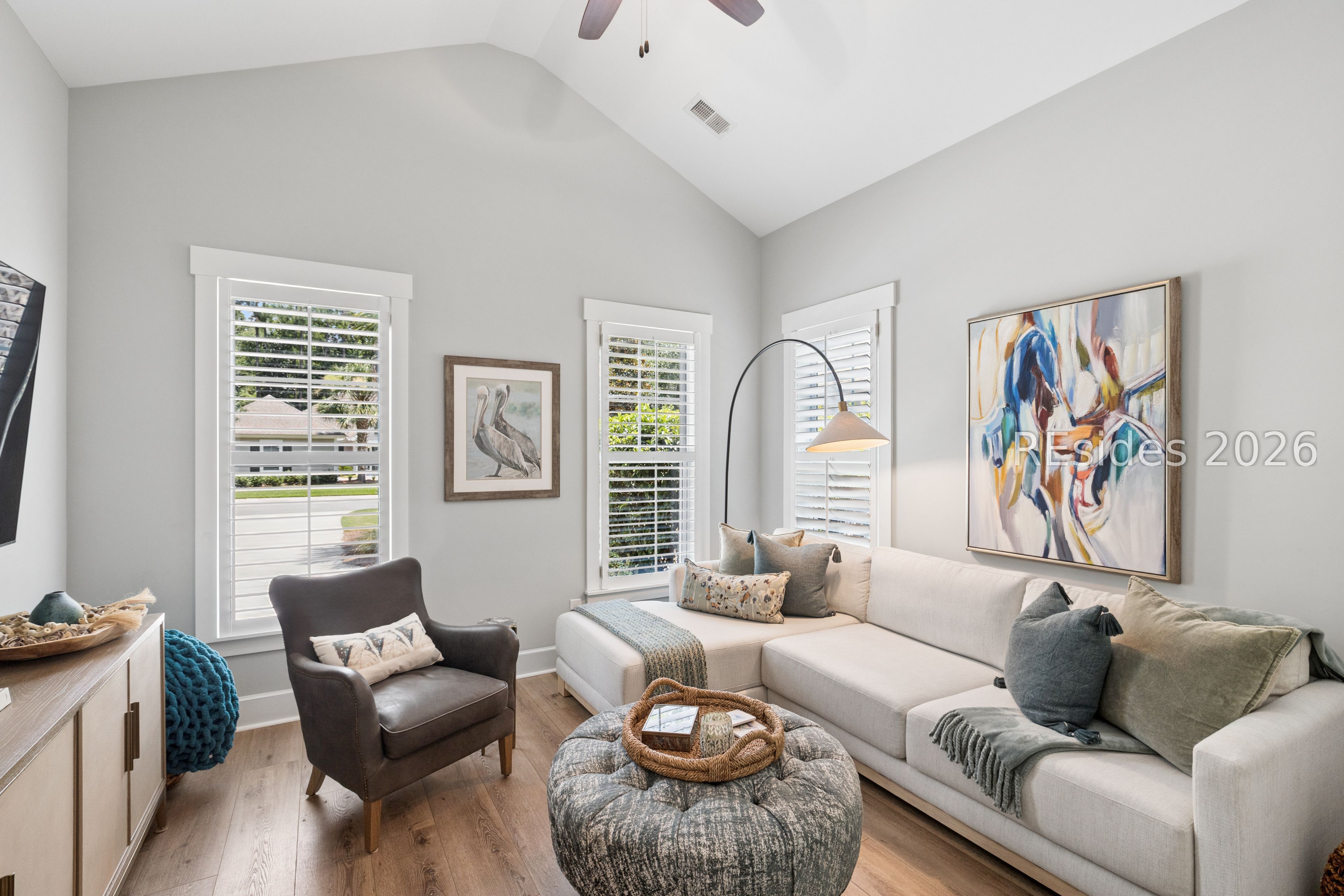 33 Driftwood Court W