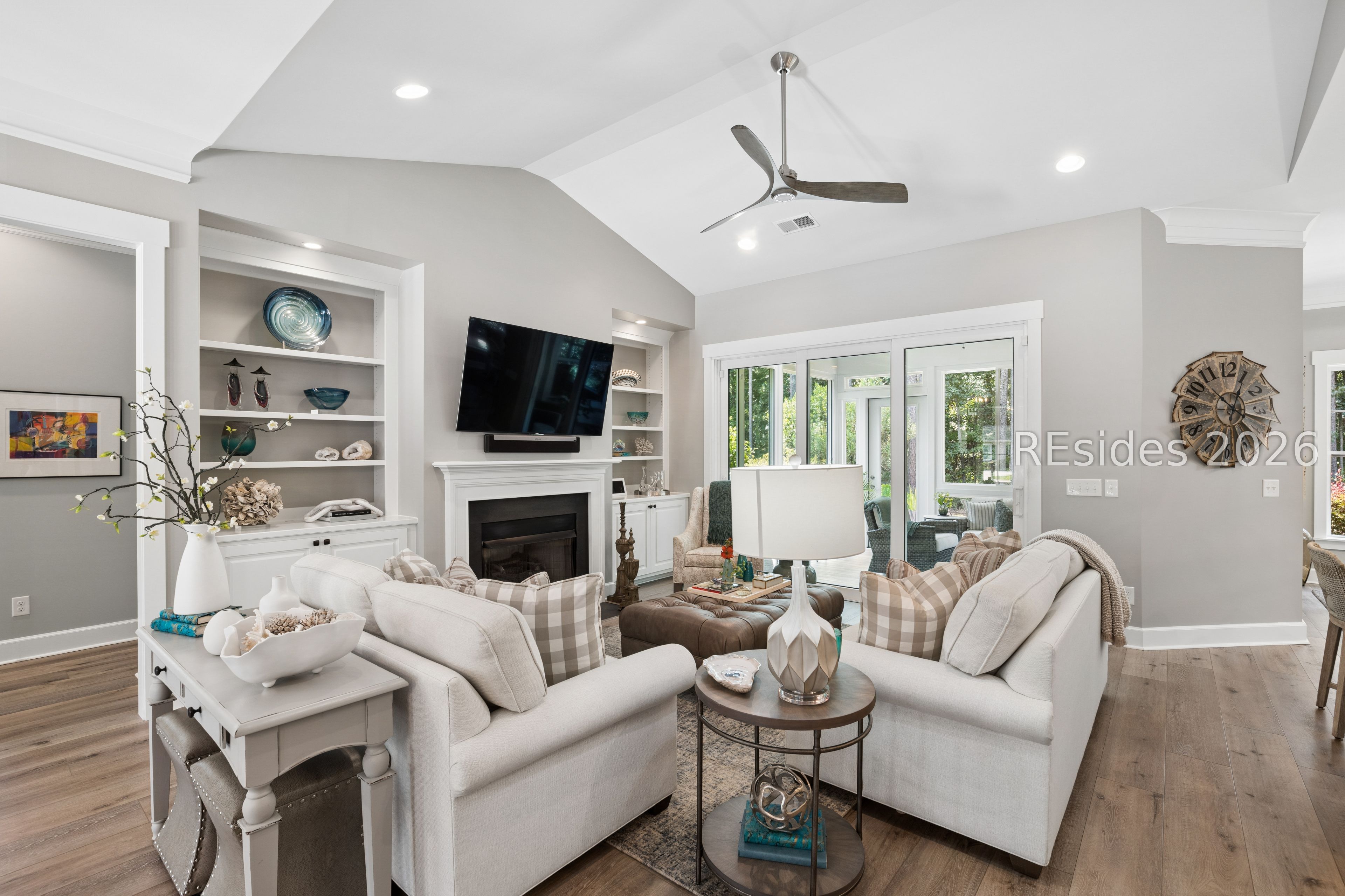 33 Driftwood Court W