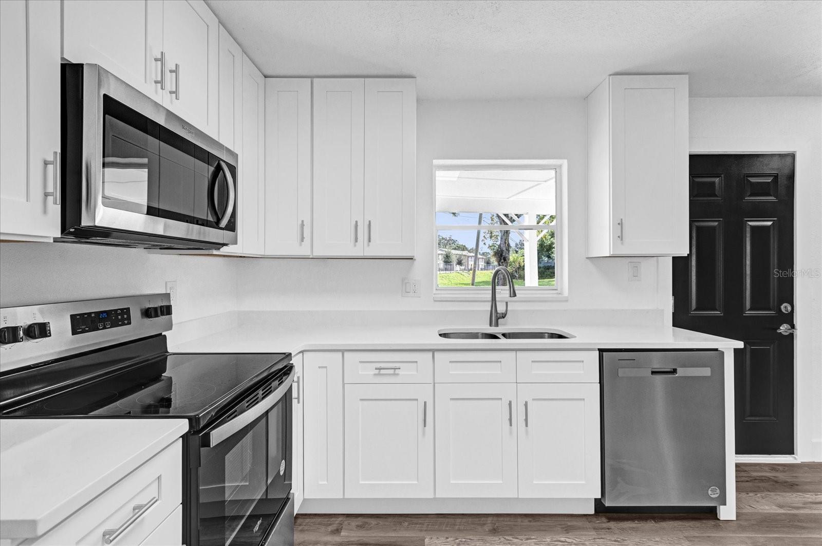 4515 DUTTON DR