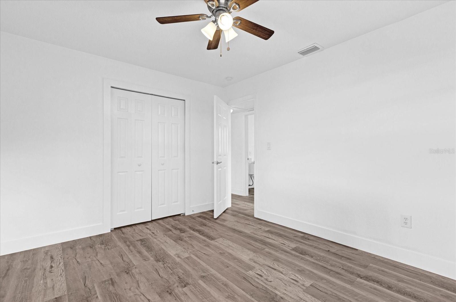 4515 DUTTON DR