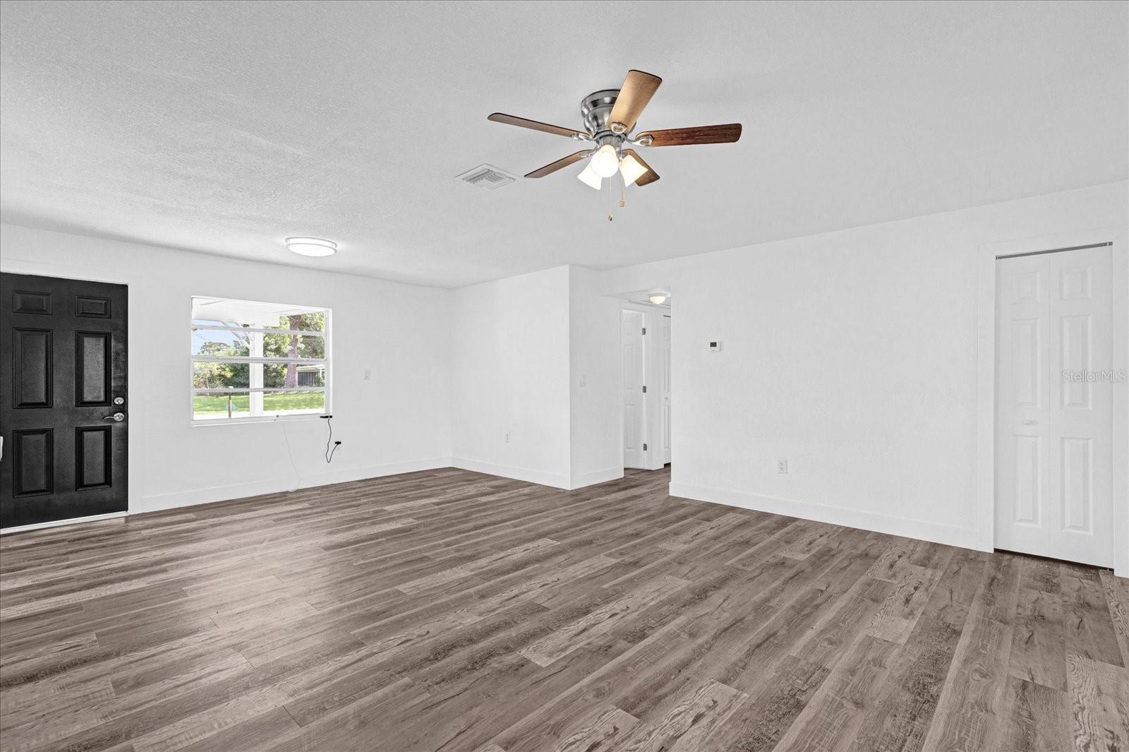 4515 DUTTON DR