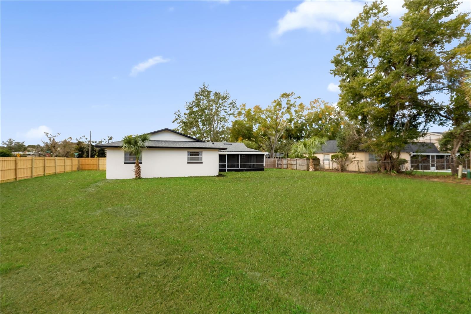 503 SPRING OAKS BLVD