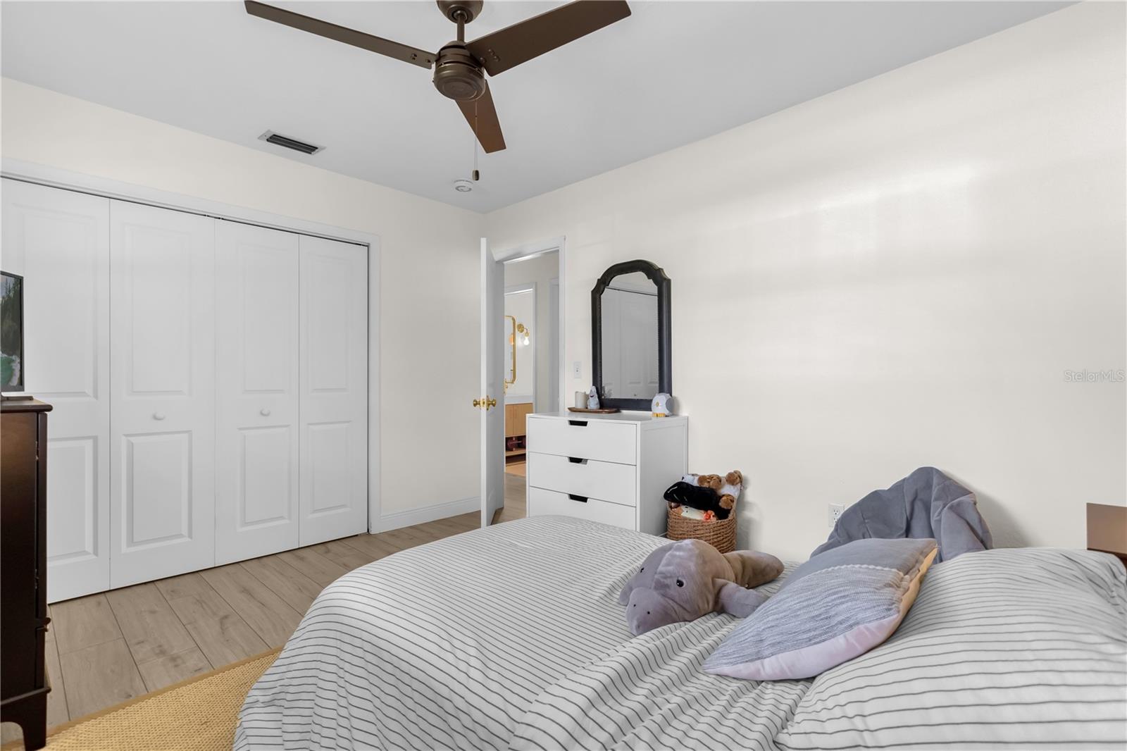 2270 DELORAINE TRL