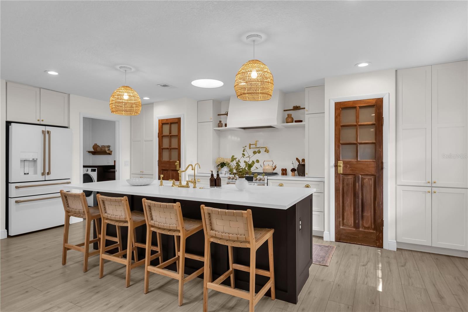 2270 DELORAINE TRL