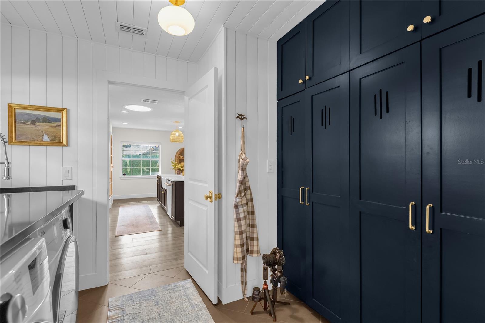 2270 DELORAINE TRL