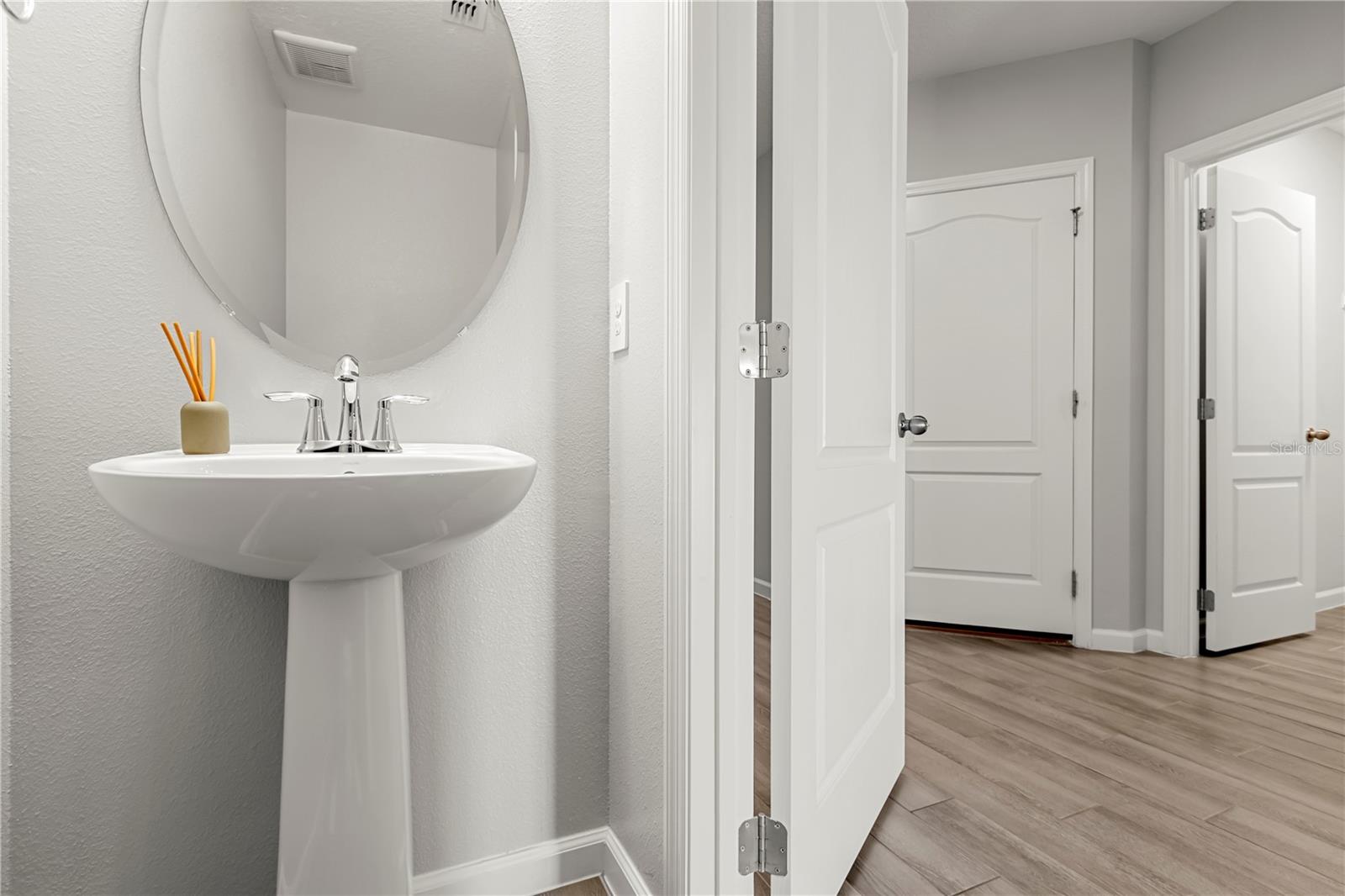 411 CAPE HONEYSUCKLE PL