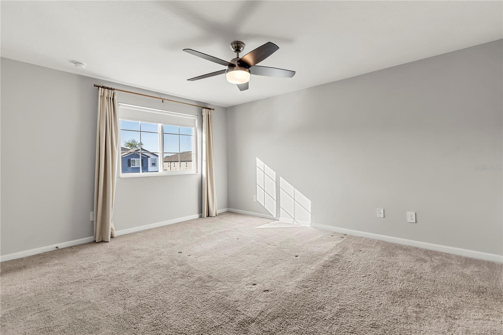 411 CAPE HONEYSUCKLE PL