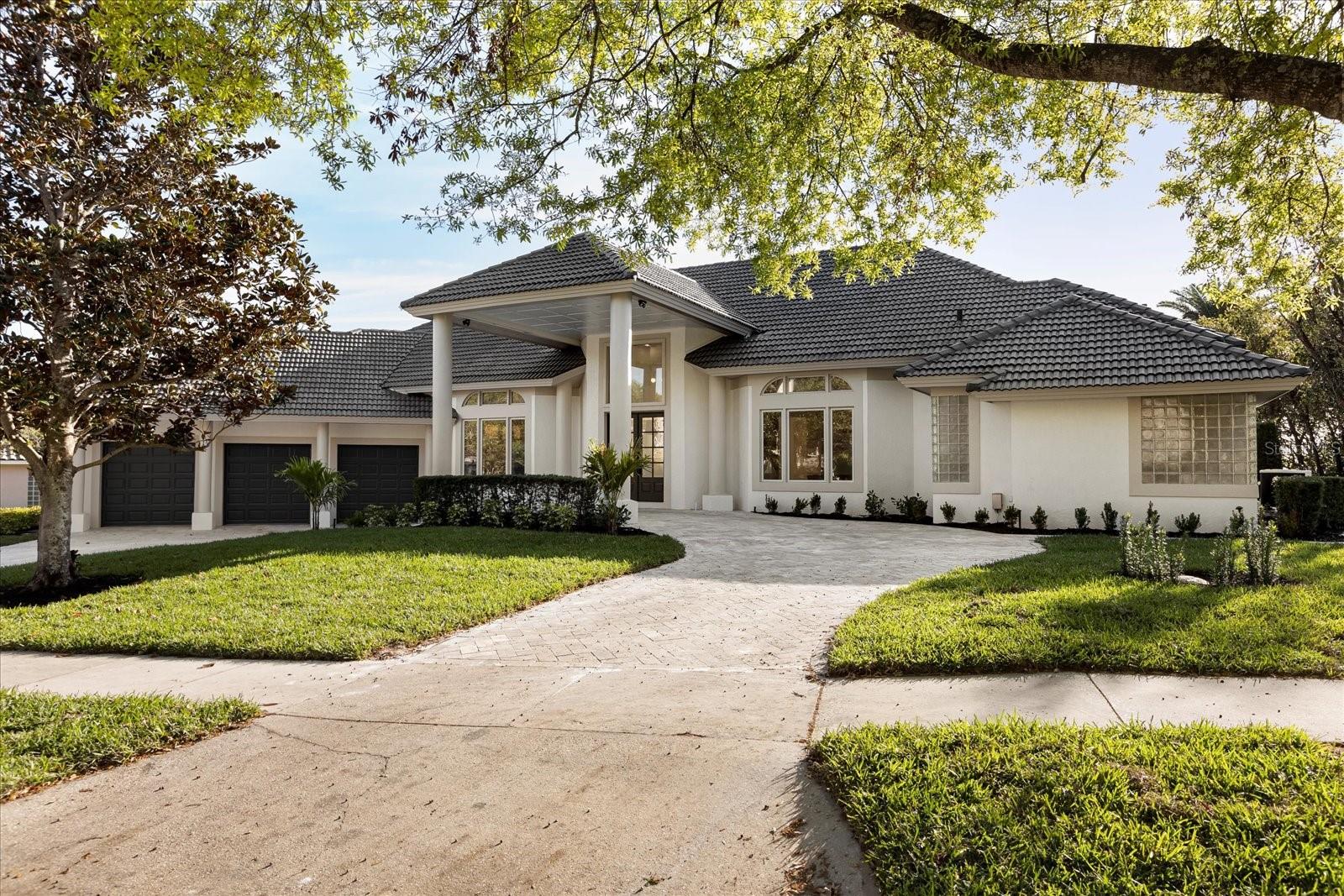 2207 CAIRNS CT
