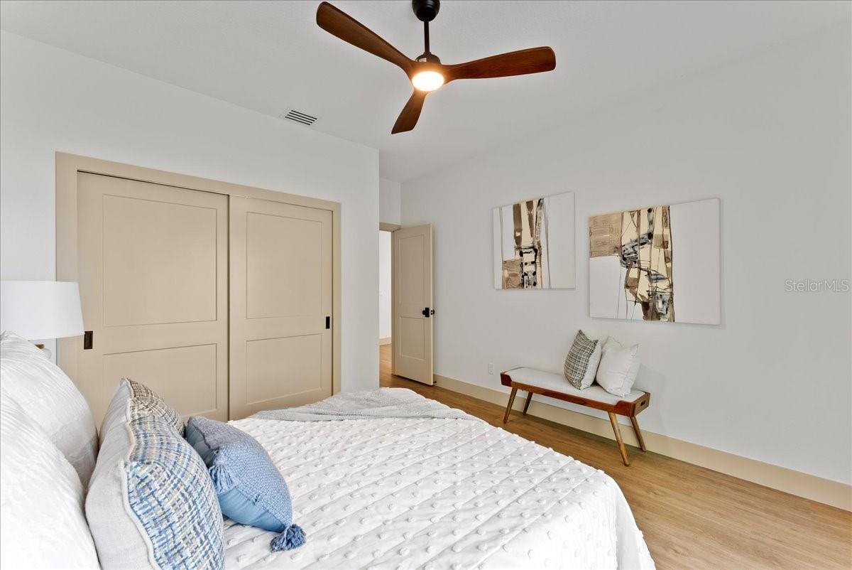 13562 S LAKE MARY JANE RD