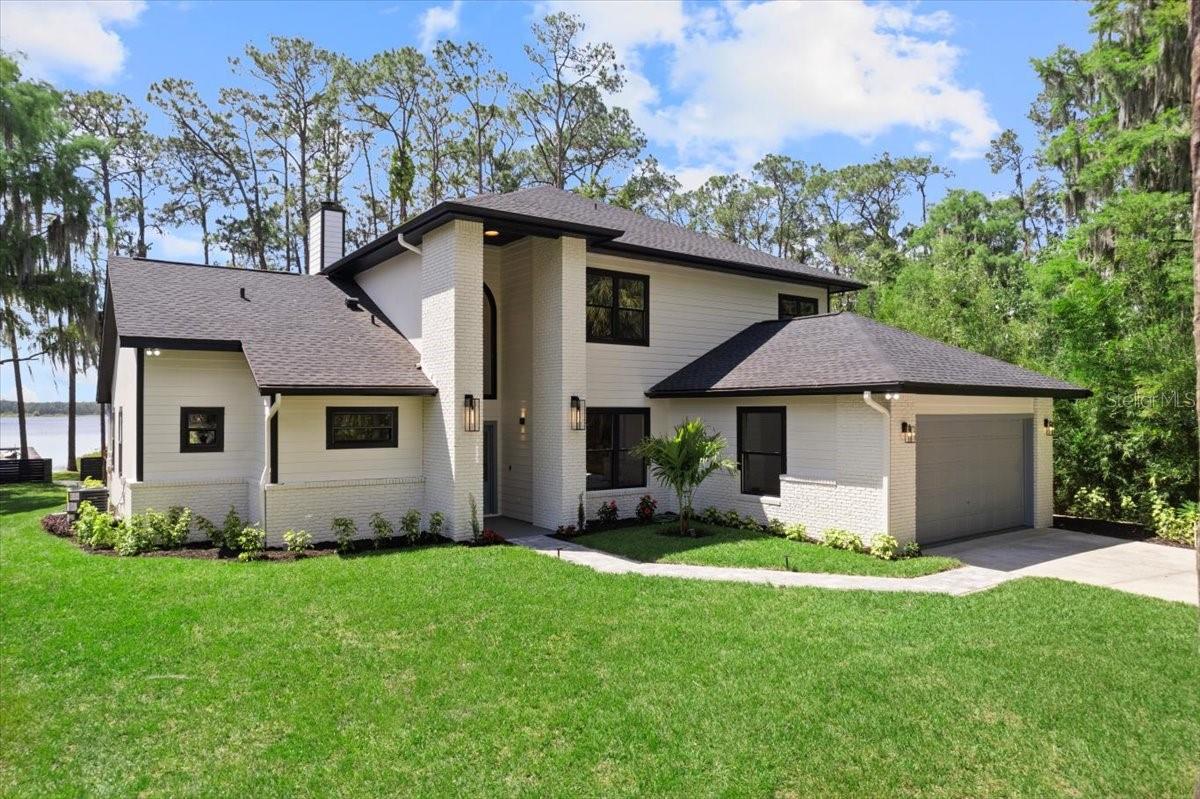 13562 S LAKE MARY JANE RD