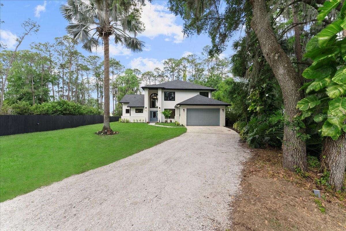 13562 S LAKE MARY JANE RD