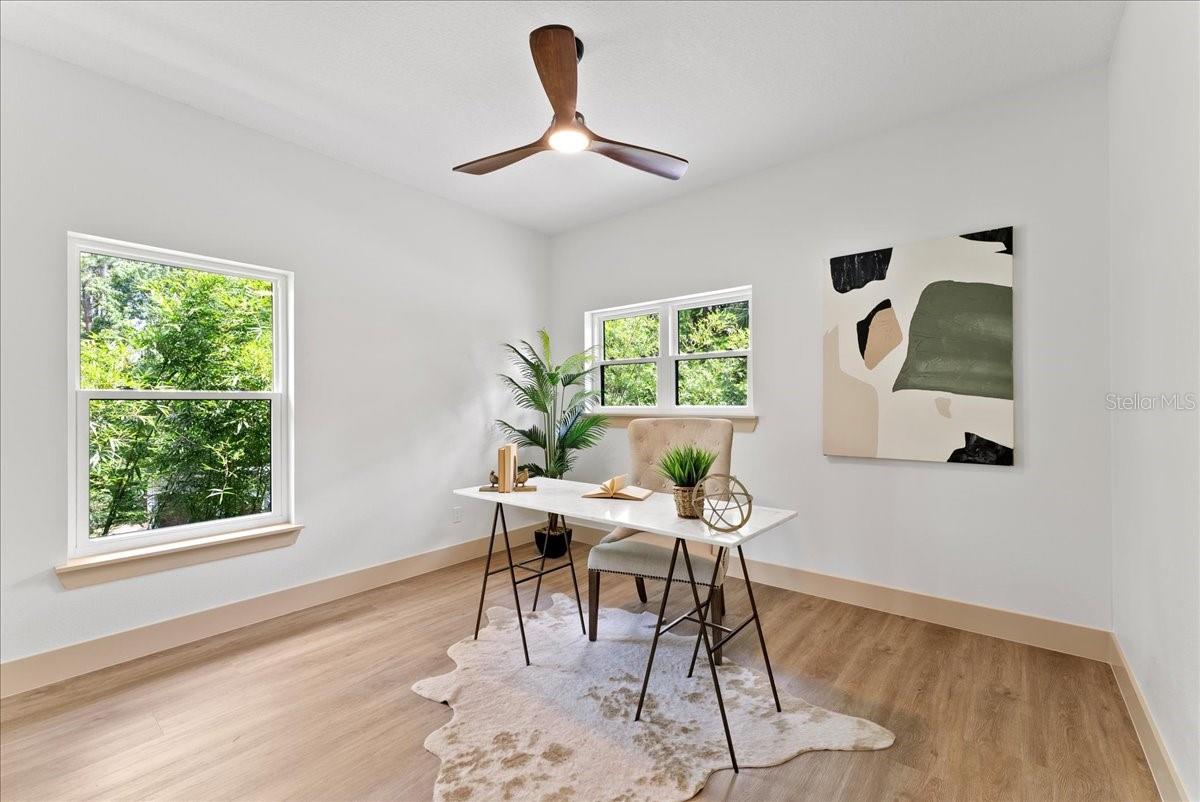 13562 S LAKE MARY JANE RD