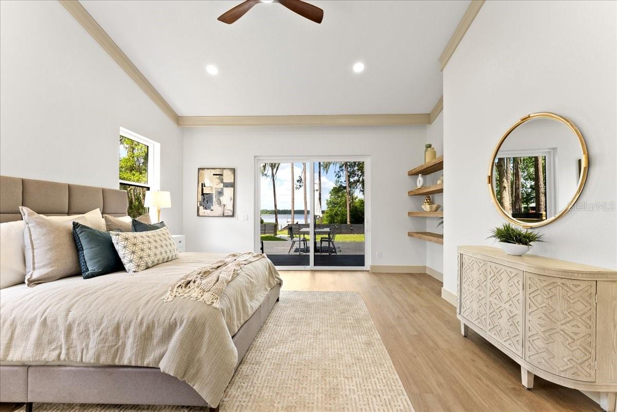 13562 S LAKE MARY JANE RD