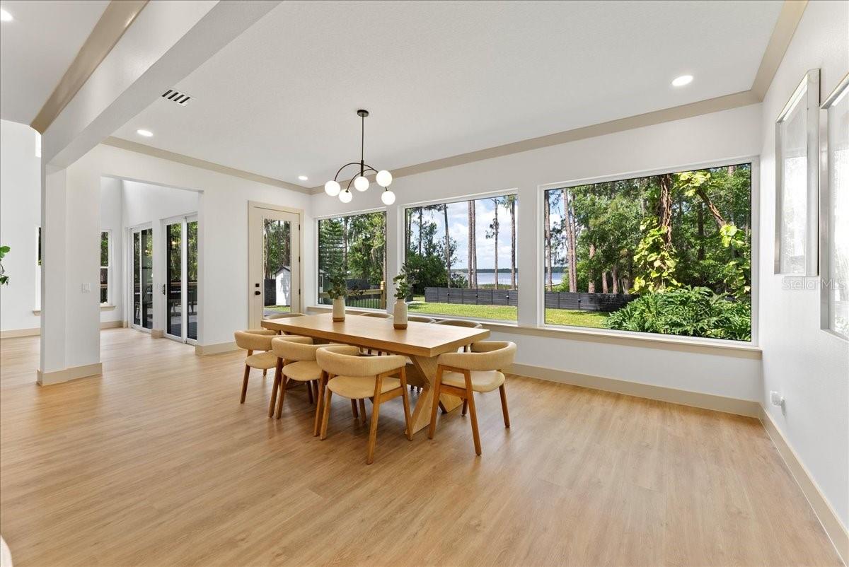 13562 S LAKE MARY JANE RD