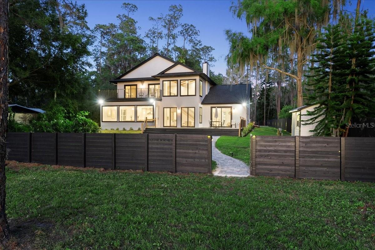 13562 S LAKE MARY JANE RD