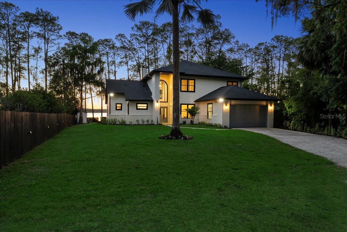 13562 S LAKE MARY JANE RD