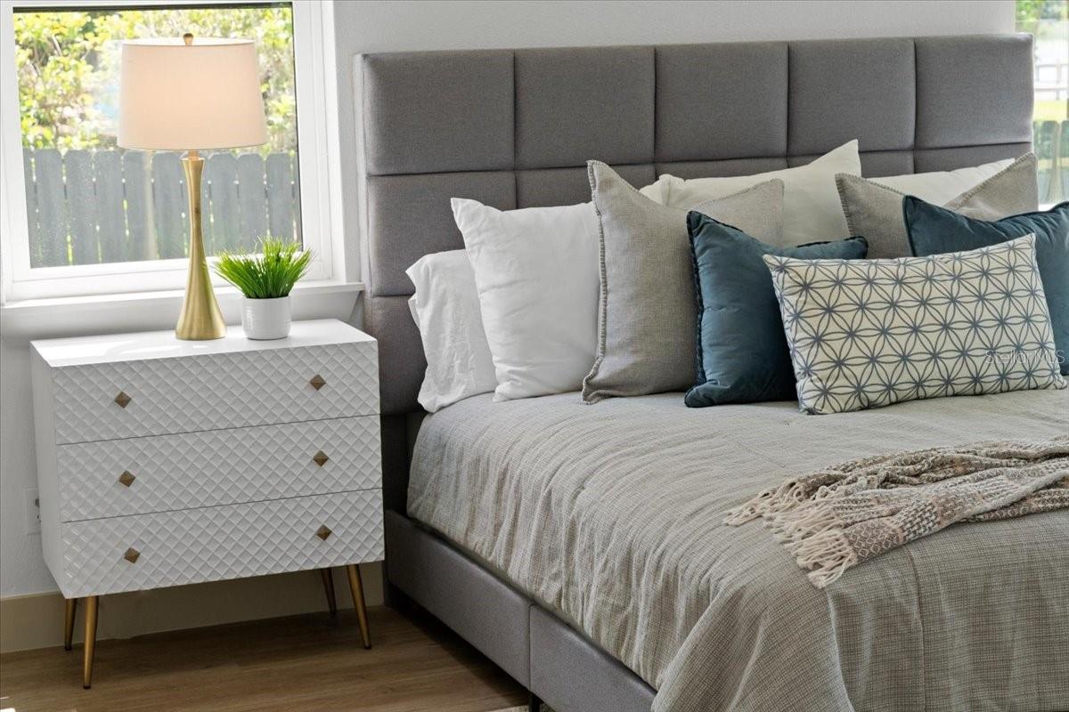 13562 S LAKE MARY JANE RD