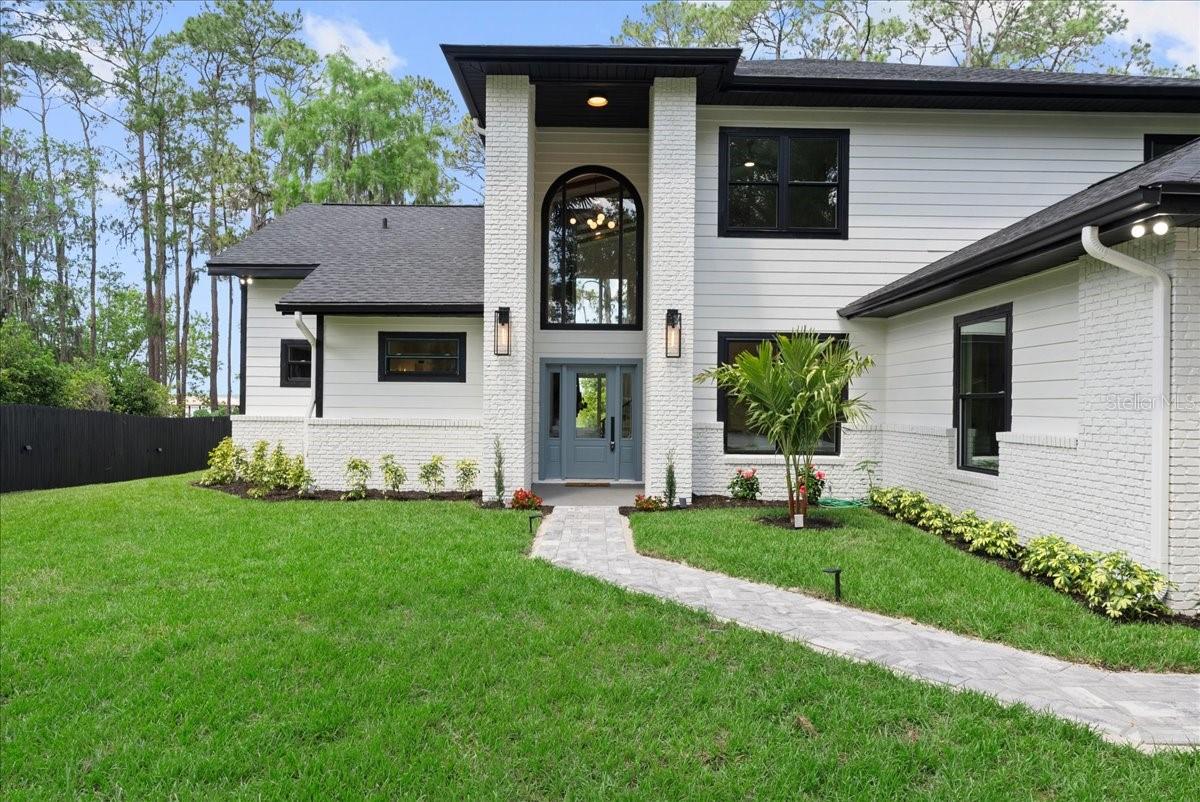 13562 S LAKE MARY JANE RD