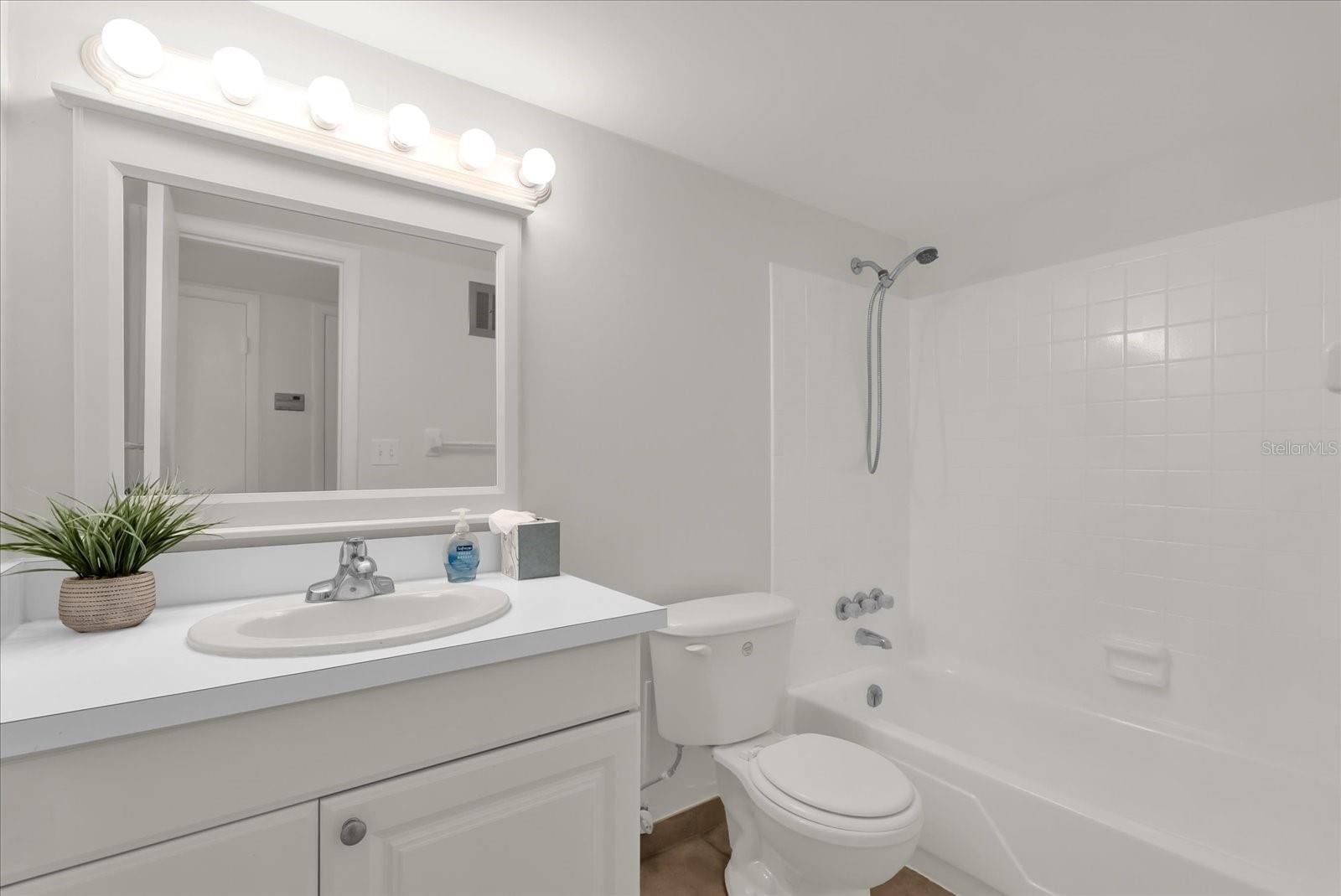 200 ST ANDREWS BLVD #802